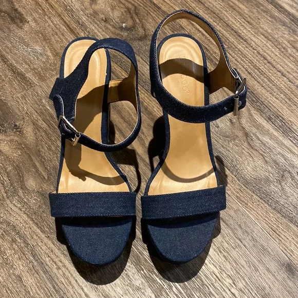 Bamboo Denim Patch Wedges - Picture 2 of 4